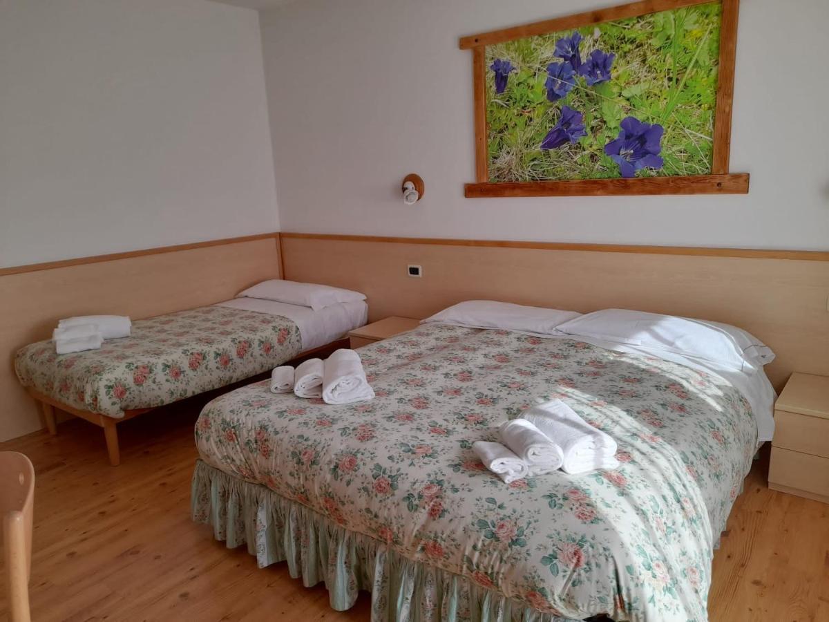 Hotel Garni B&B Maffei Pinzolo Luaran gambar