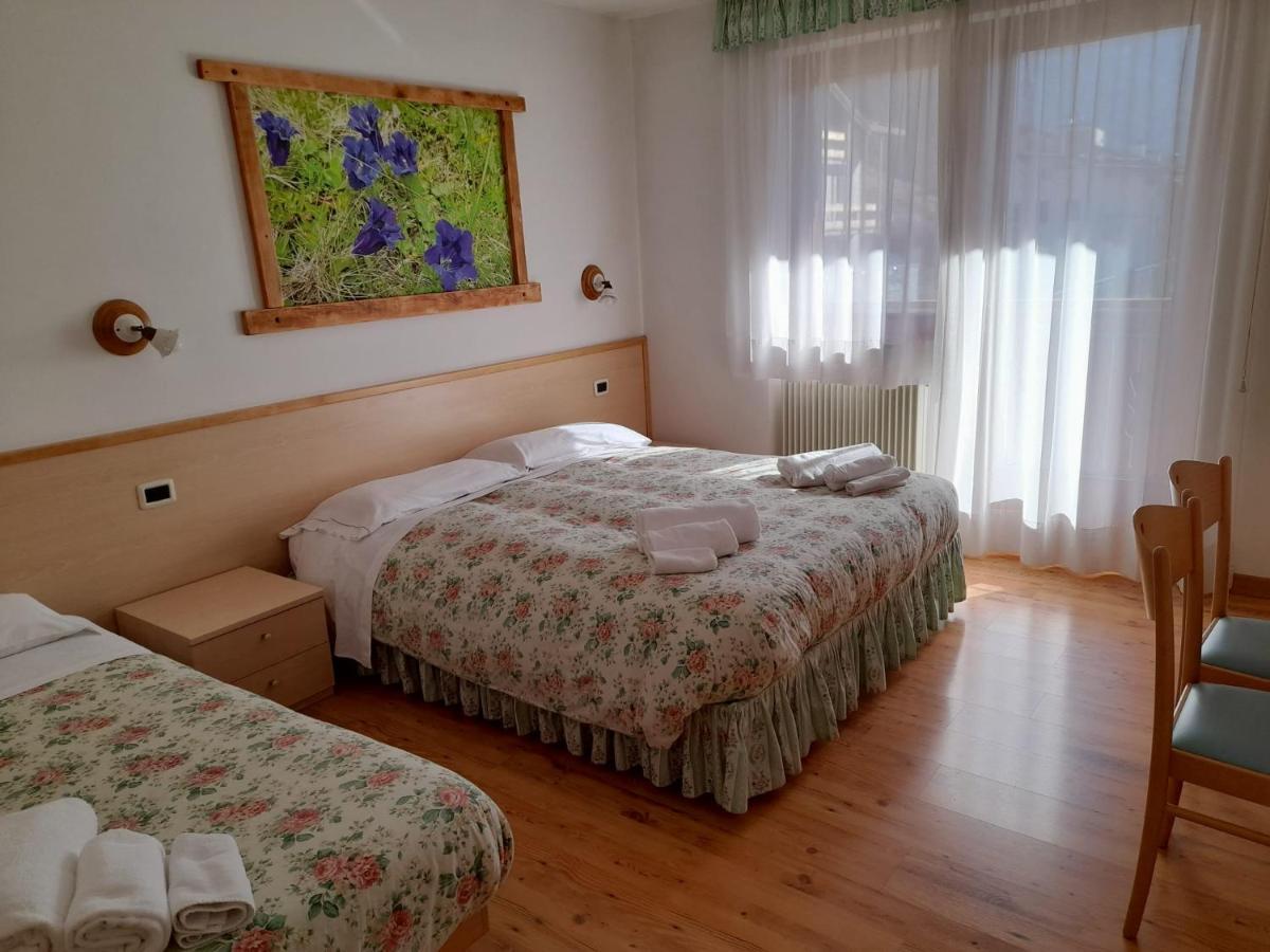 Hotel Garni B&B Maffei Pinzolo Luaran gambar