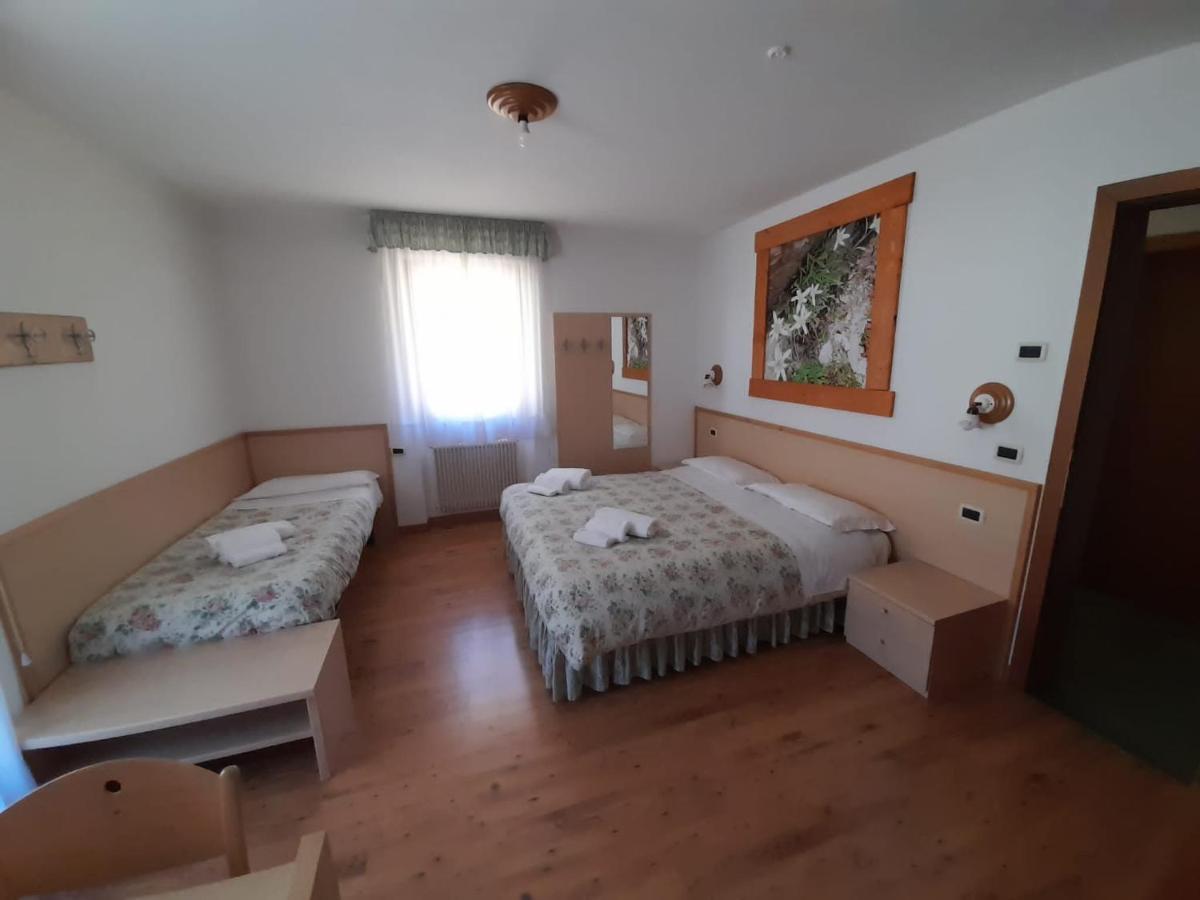 Hotel Garni B&B Maffei Pinzolo Luaran gambar