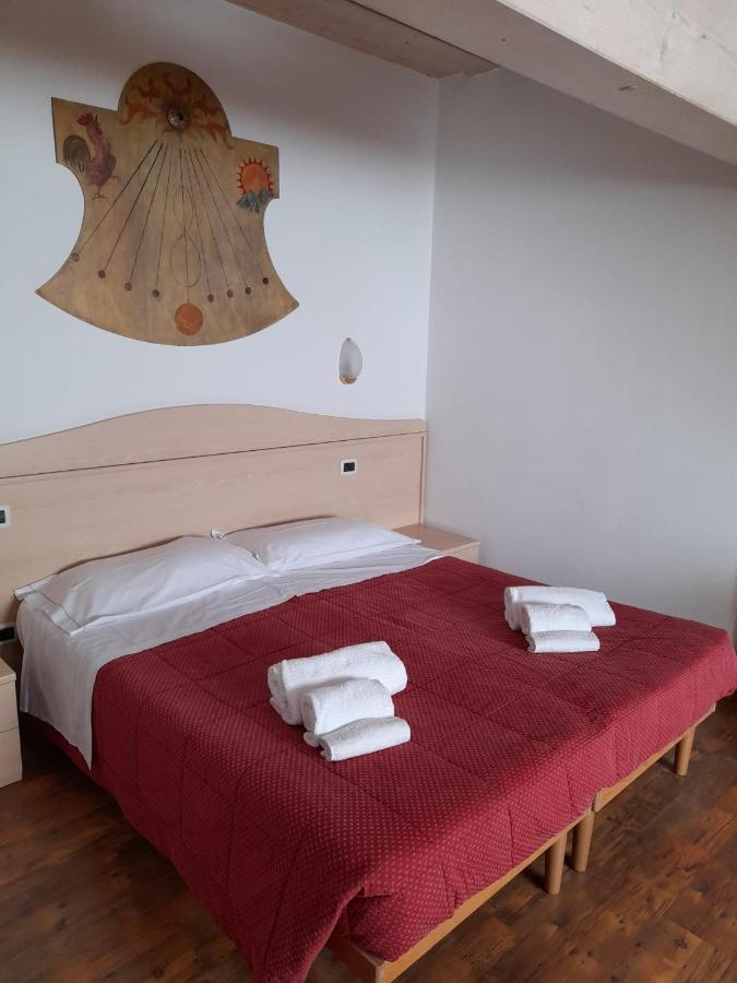 Hotel Garni B&B Maffei Pinzolo Luaran gambar